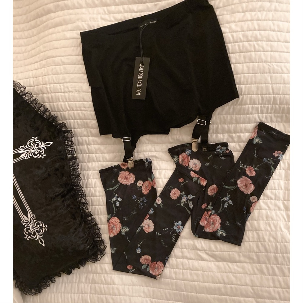 Current Mood Floral Garter Leggings Dolls Kill Can't Be Just Friends Leggings